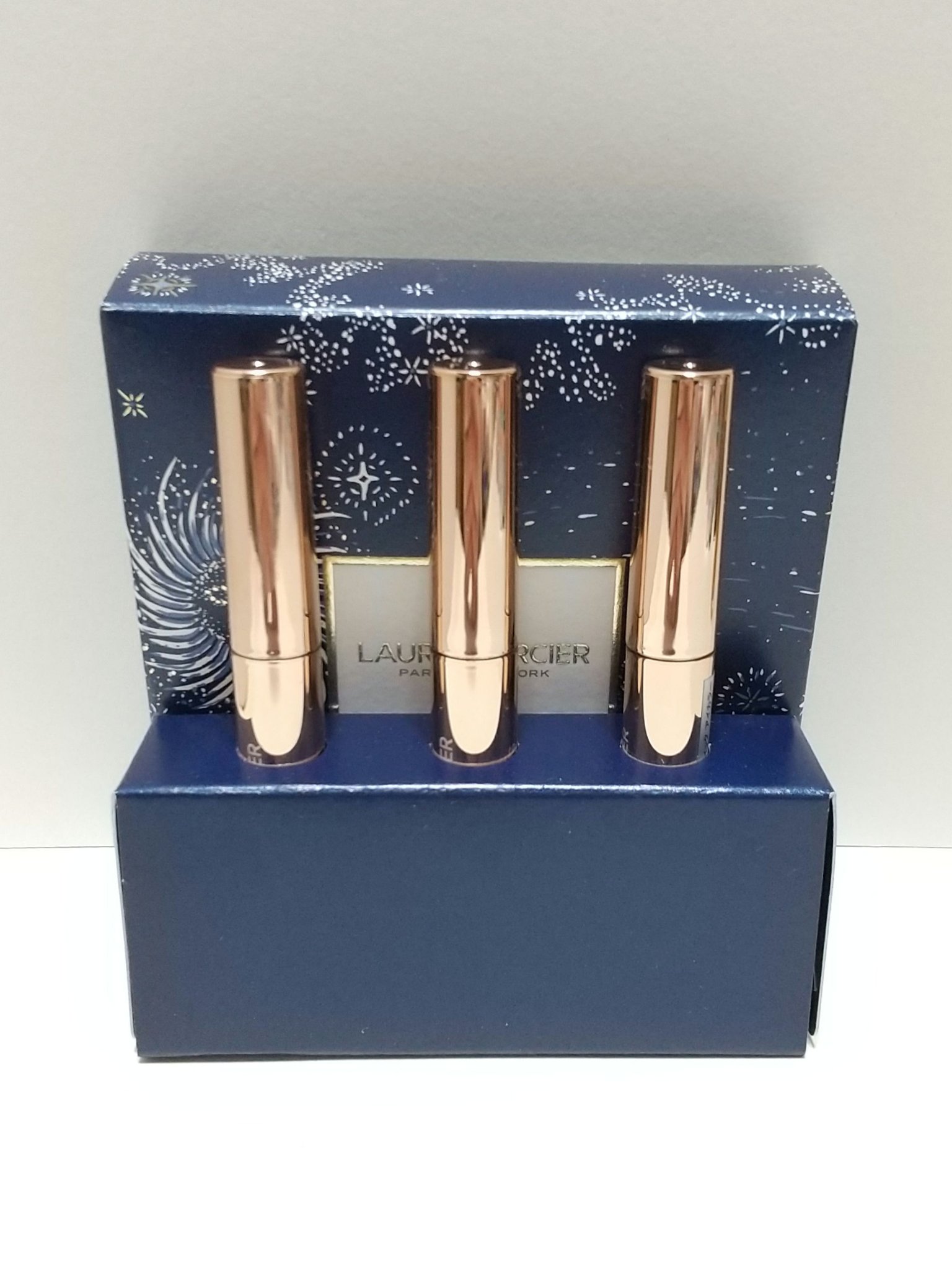 ローラ メルシエ ステラー シマーズ キャビア スティック アイカラー トリオのクチコミ「⭐️⭐️⭐️⭐️⭐️
秋っぽアイメイクに💕

ローラ メルシエ
ステラーシマーズ キャビアステ.....」（1枚目）