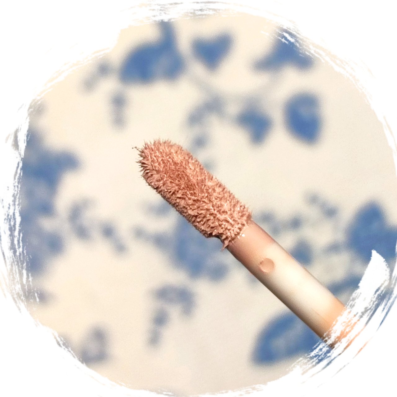 カバーパーフェクション チップコンシーラー ブライトナー/the SAEM/リキッドコンシーラーを使ったクチコミ（2枚目）