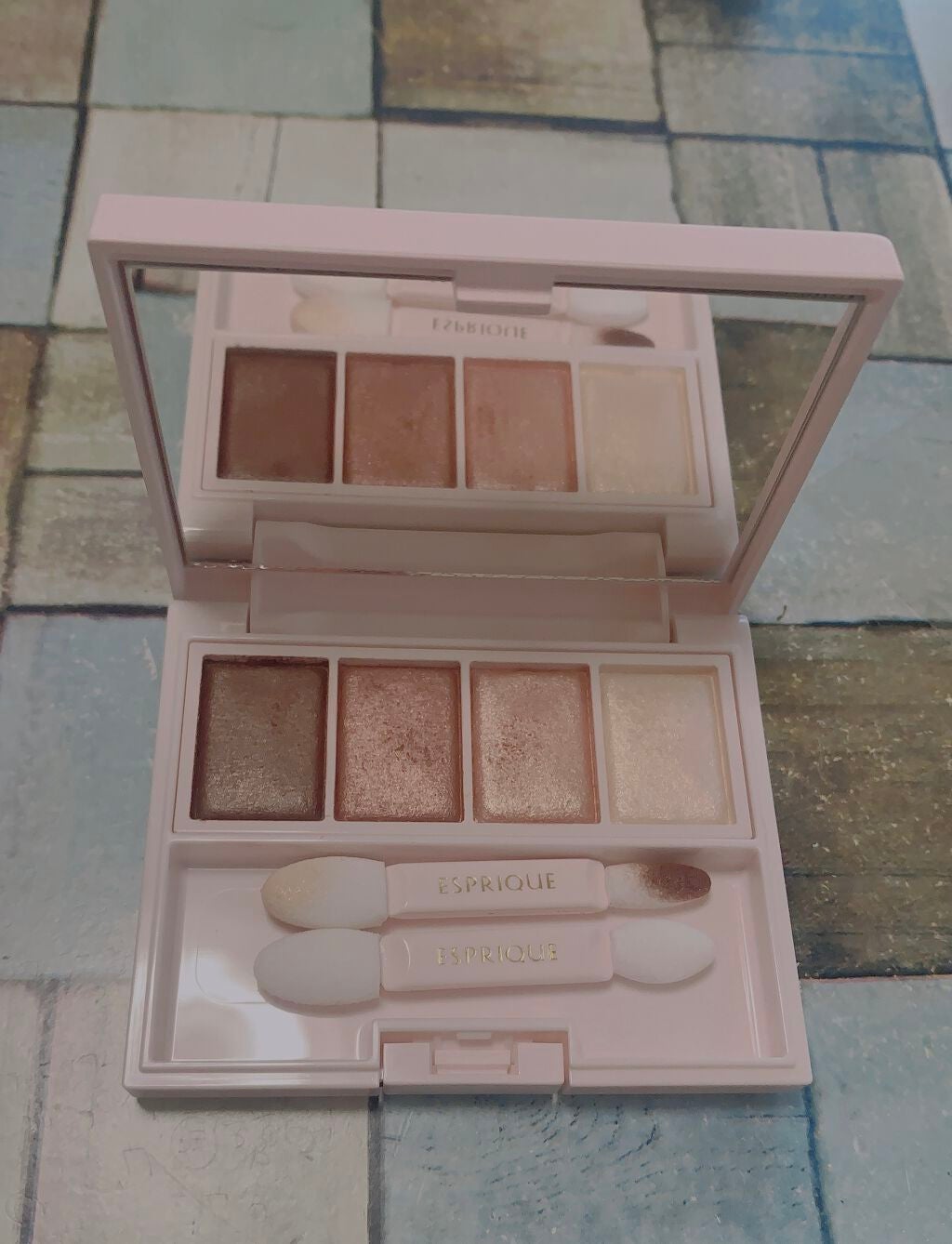 メロウ フィーリング アイズ/ESPRIQUE/アイシャドウパレットを使ったクチコミ(2枚目)