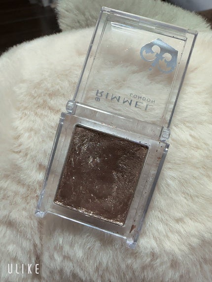 プリズム パウダーアイカラー/リンメル ロンドン/単色アイシャドウを使ったクチコミ(3枚目)