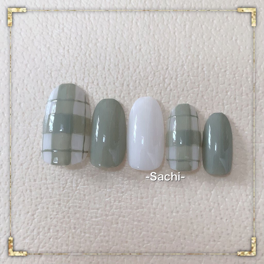 カラフルネイルズ/キャンメイク/マニキュアを使ったクチコミ(3枚目)