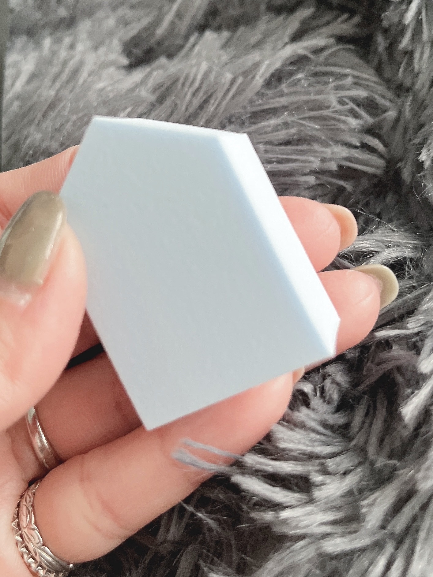 matsukiyo ウォータリースポンジのクチコミ「⭐︎
⭐︎
matsukiyo
ウォータリースポンジ

カラーがカワイイ💖
水で膨らむスポンジ.....」（2枚目）