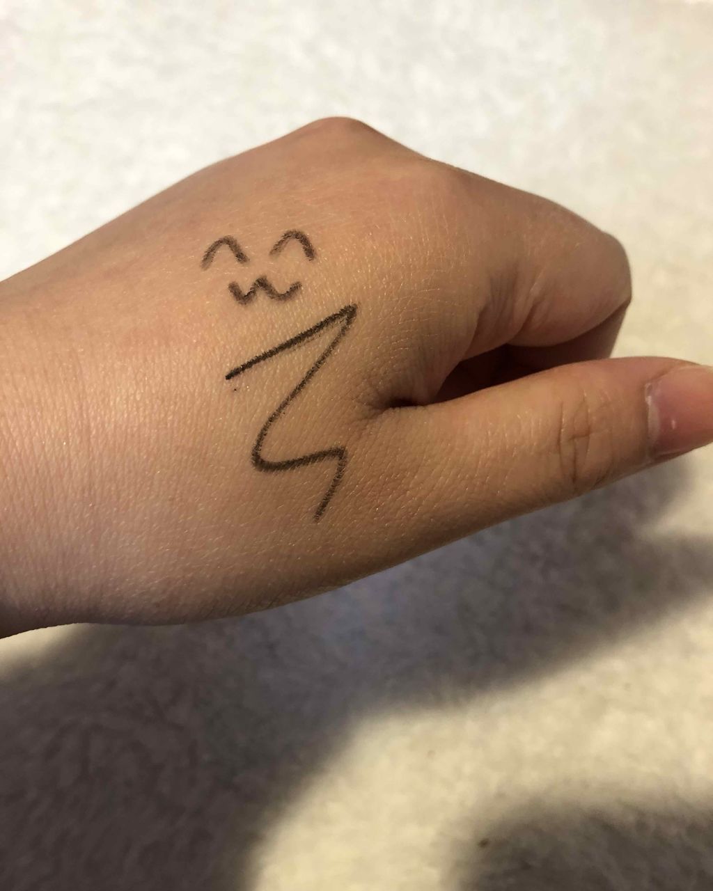 マスターライナー クリーミィペンシル/MAYBELLINE NEW YORK/ペンシルアイライナーを使ったクチコミ（2枚目）