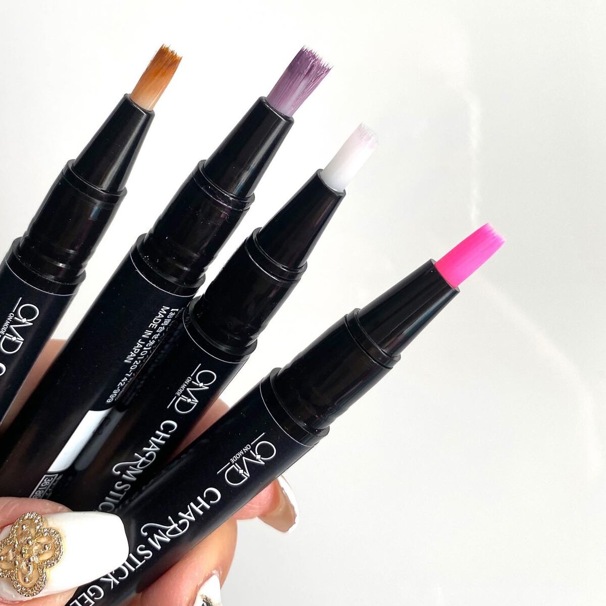 チャームスティックジェル N-4 ピンク/OMD/オールインワンネイルを使ったクチコミ（2枚目）