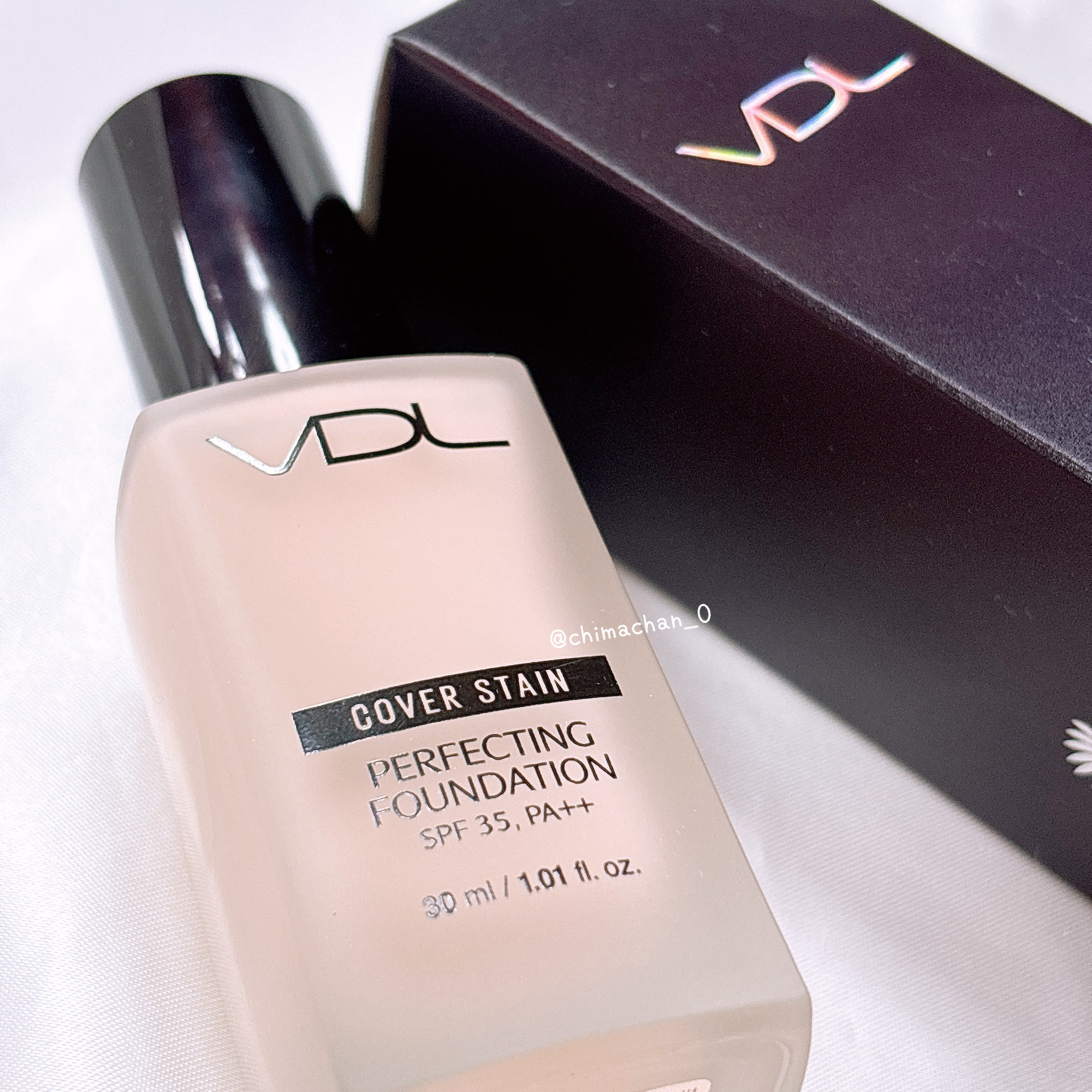 カバーステイン パーフェクティング ファンデーション M01ピンクオークル/VDL/リキッドファンデーションを使ったクチコミ（1枚目）