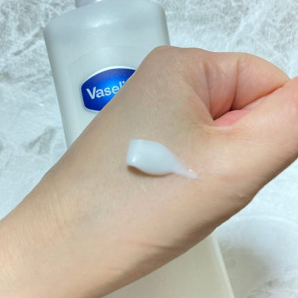 ヴァセリン アドバンスドリペア ボディローション 無香料/ヴァセリン/ボディローションを使ったクチコミ(2枚目)