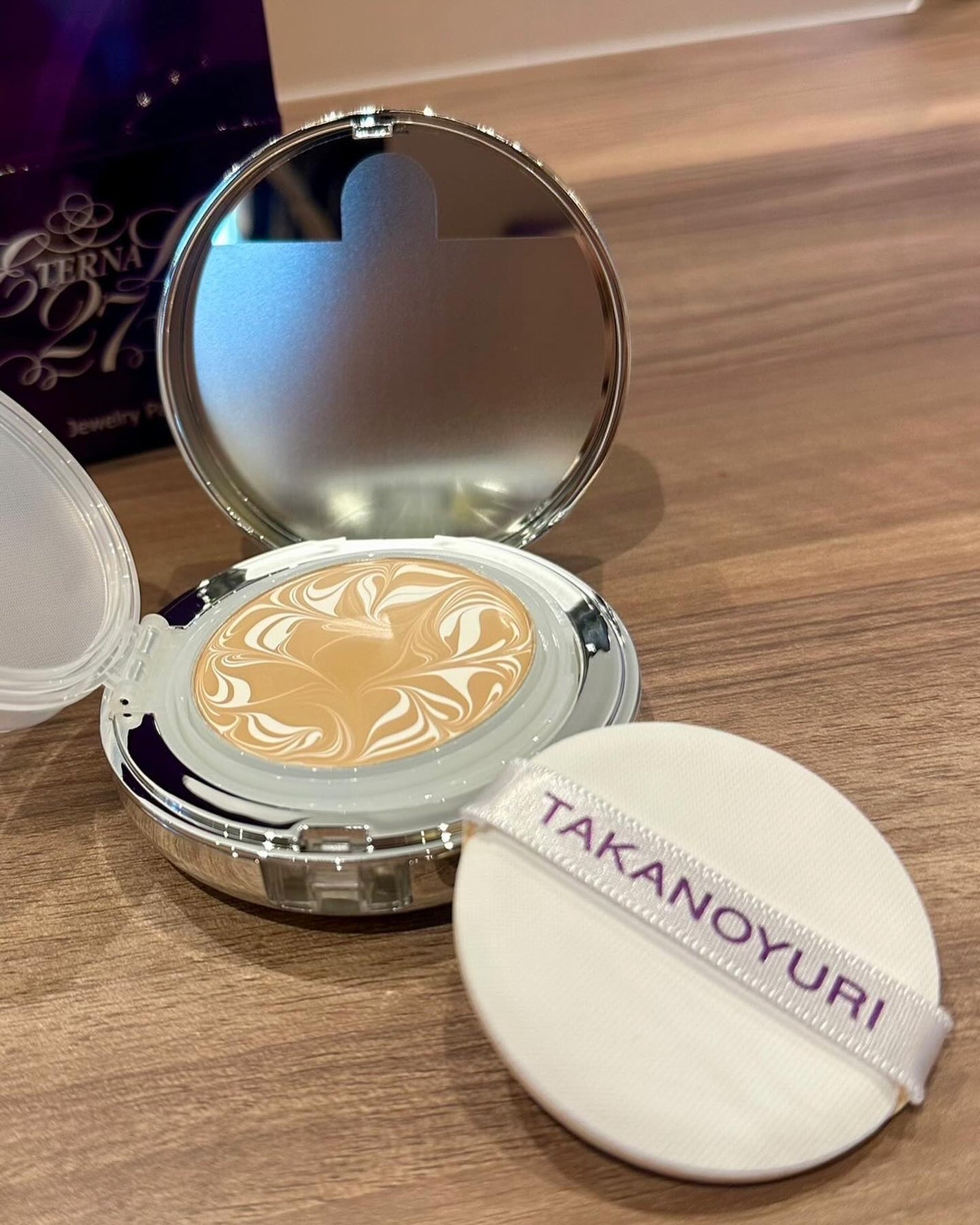 エステファクト ジュエリーパクト/たかの友梨エステファクト/クリーム・エマルジョンファンデーションを使ったクチコミ(3枚目)