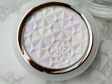 AQ オーラ リフレクター/DECORTÉ/プレストパウダーを使ったクチコミ(2枚目)