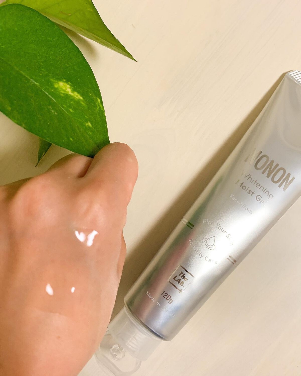 薬用ホワイトニングゲル/NONON(ノンノン)/美容液を使ったクチコミ（2枚目）