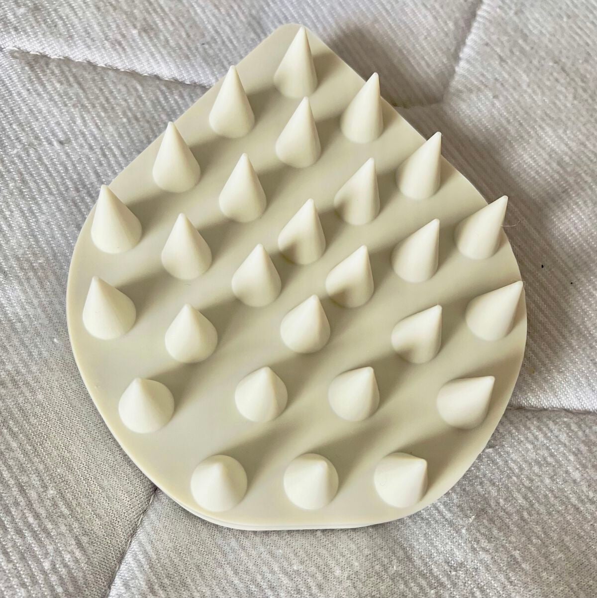 リラクシングマッサージブラシ/エトヴォス/スカルプブラシを使ったクチコミ(2枚目)