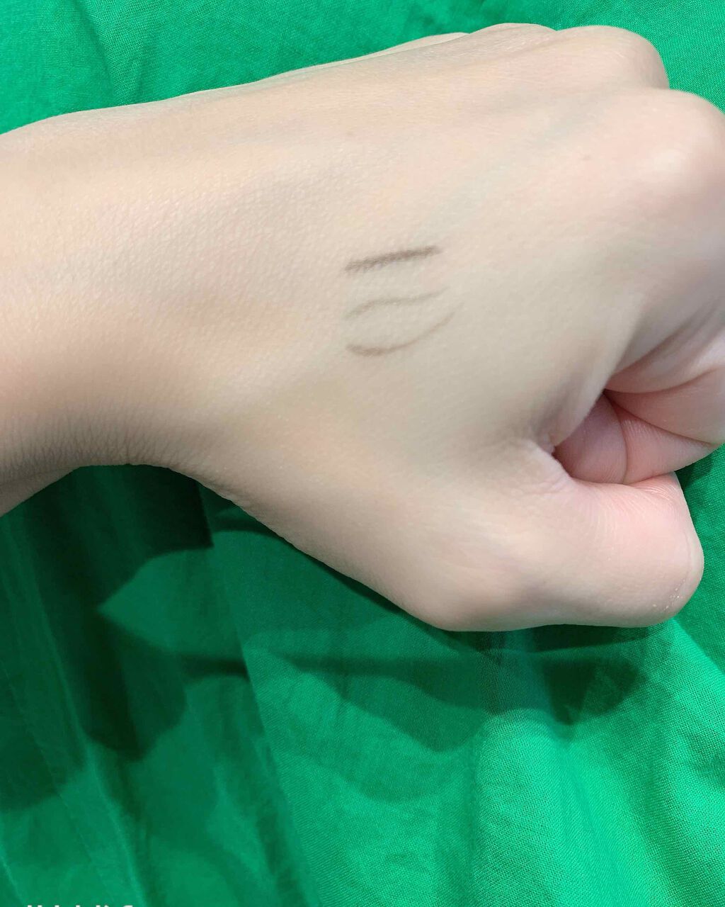 スキルレスライナー/LUMIURGLAS/リキッドアイライナーを使ったクチコミ(3枚目)