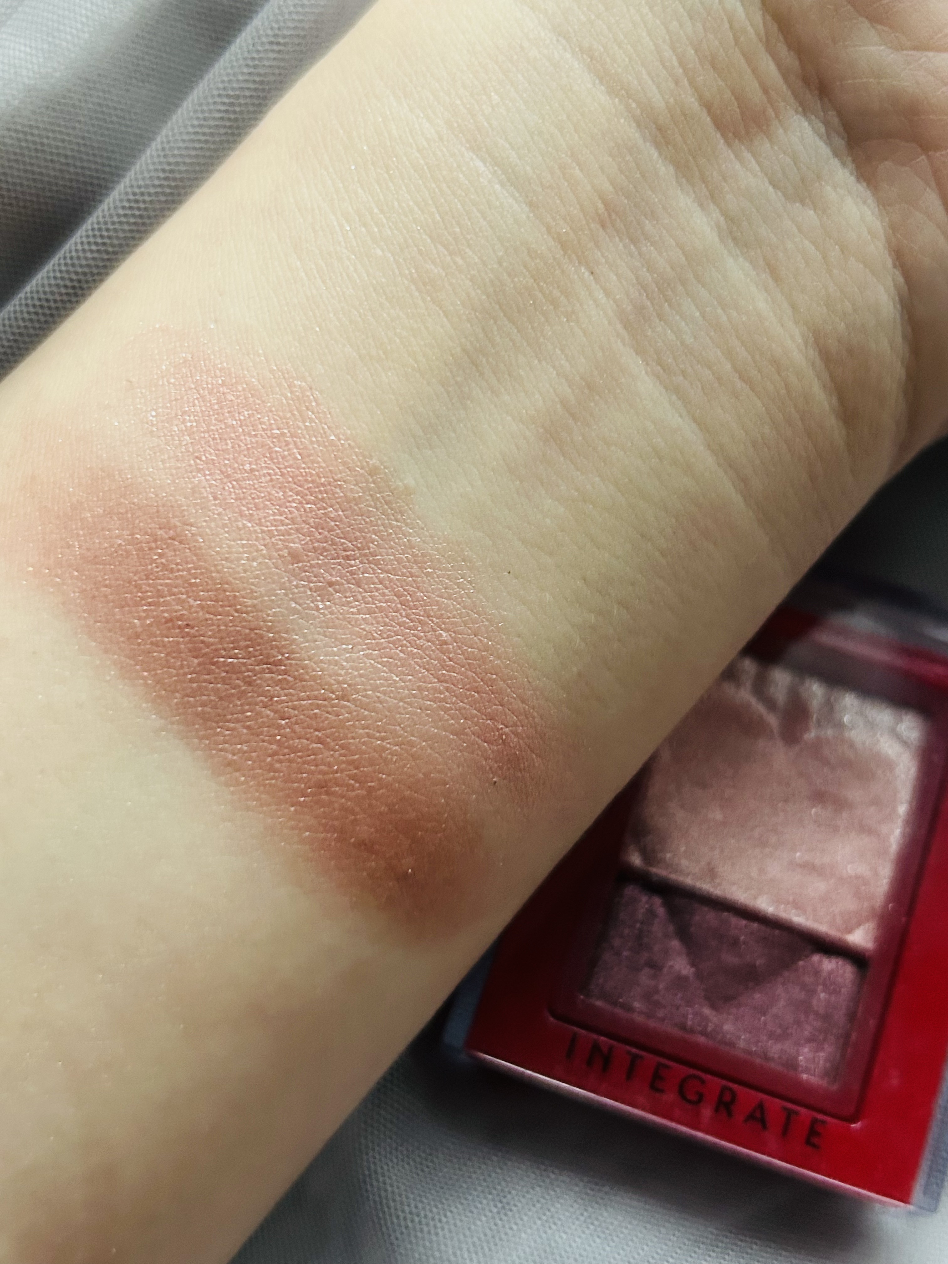 ワイドルックアイズ/インテグレート/アイシャドウパレットを使ったクチコミ（2枚目）