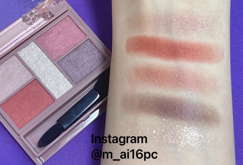 mai❄16PC/骨格3.7/顔タイプ/東京荒川区・日暮里 on LIPS 「10月!!眉から秋を…と思って、紫のアイブロウを購入しました✨..」(3枚目)