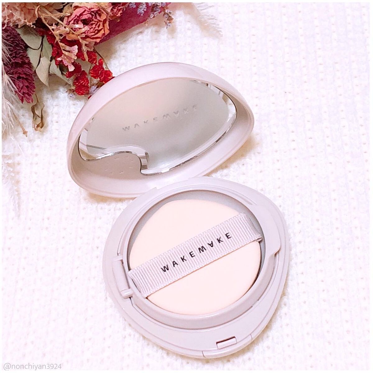 ウォーターベルベットヴィーガンクッション/wakemake/クッションファンデーションを使ったクチコミ（2枚目）