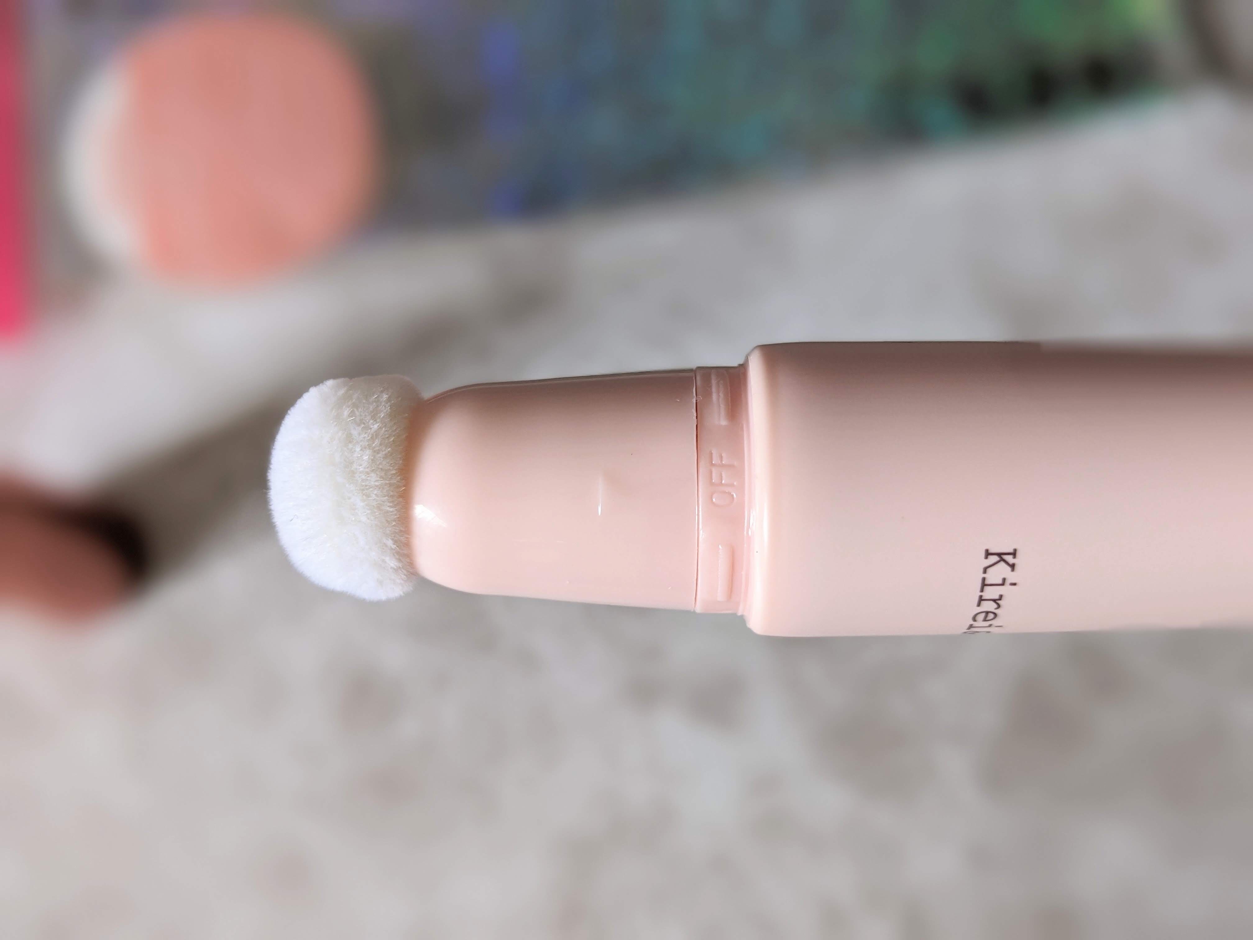 キラキラポムポムチーク L3 アプリコット/Kirei&co./リキッドチークを使ったクチコミ（2枚目）