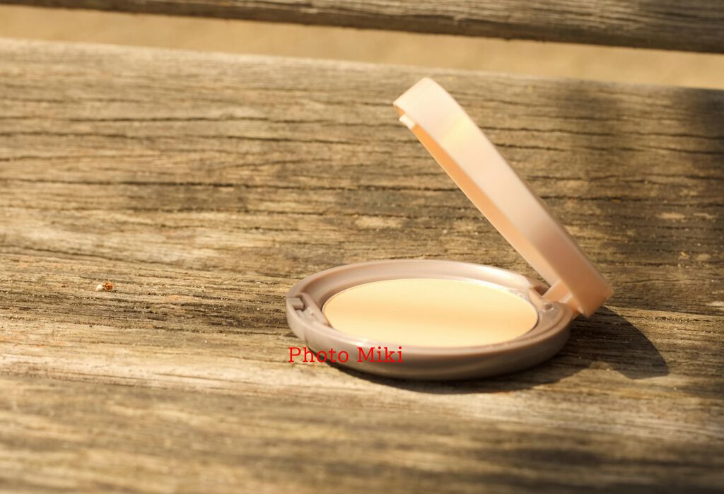エッセンスBBパウダー ML(モイストラスティング)/毛穴パテ職人/プレストパウダーを使ったクチコミ(1枚目)