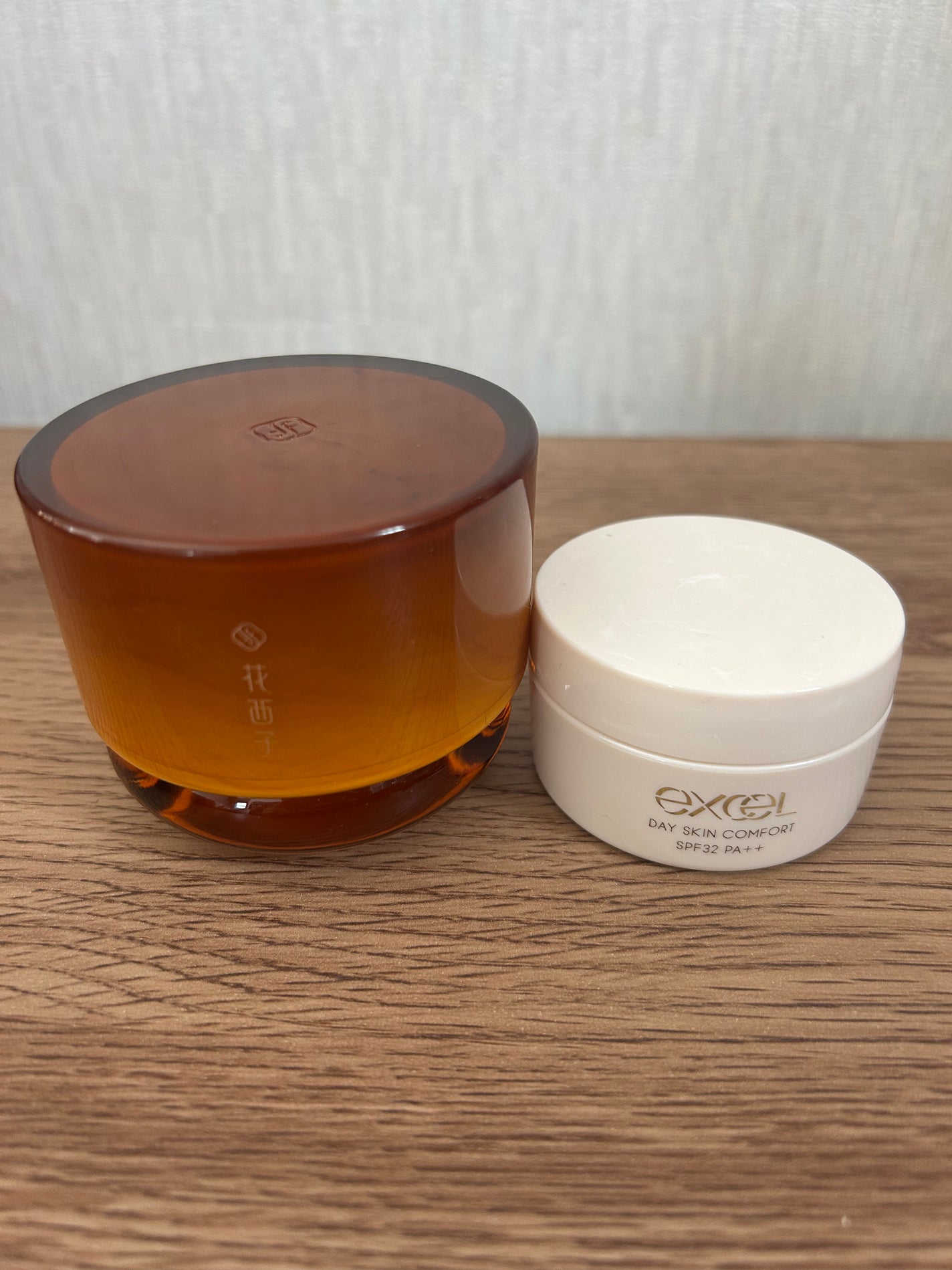 フィニッシングパウダー モイストC/チャコット・コスメティクス/ルースパウダーを使ったクチコミ(2枚目)