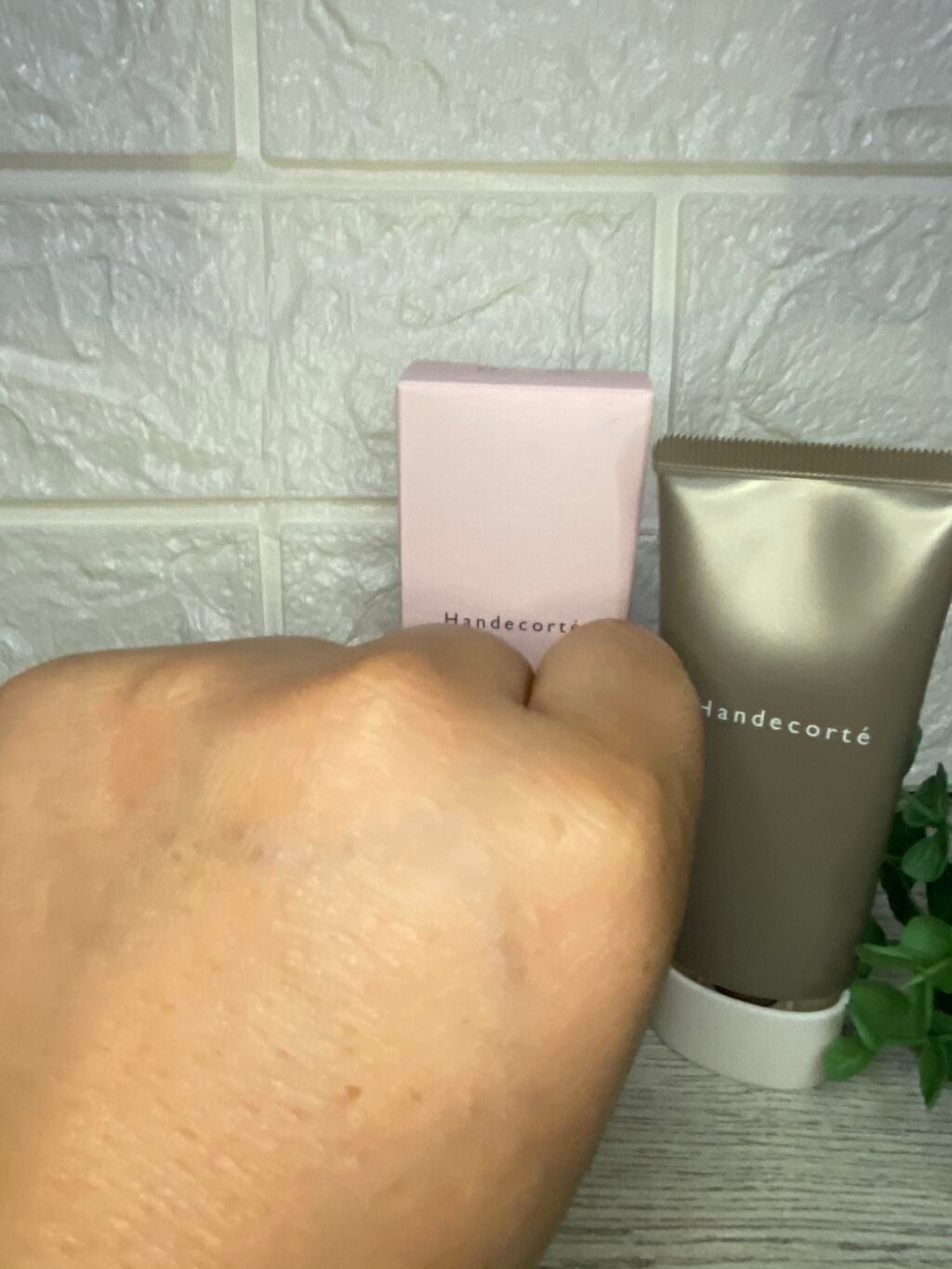 ハンデコルテ/キユートピア/ネック・デコルテケアを使ったクチコミ(4枚目)