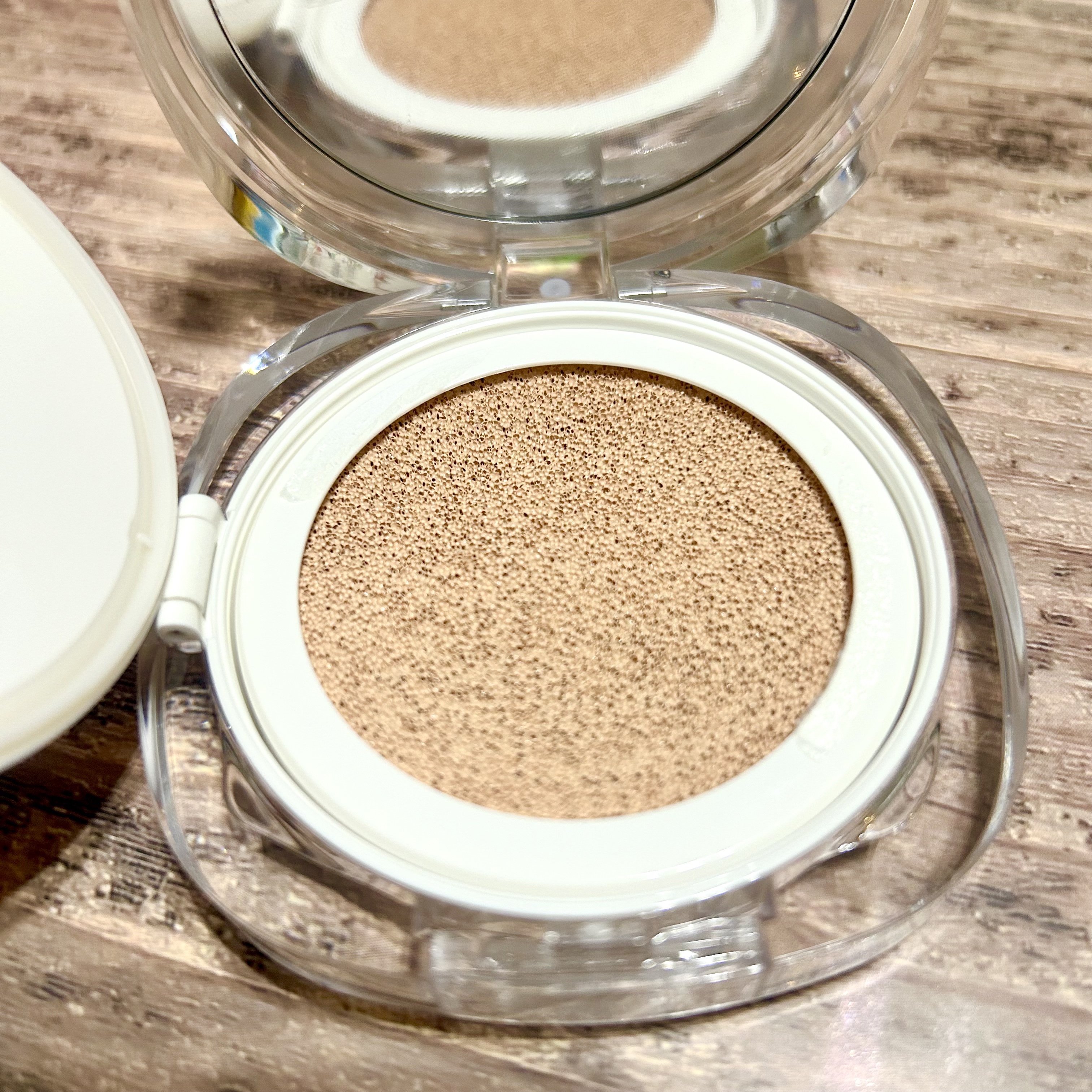 グレーズ ウォータリング クッション/athé/クッションファンデーションを使ったクチコミ（3枚目）