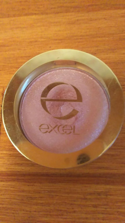 シャイニーシャドウ N/excel/単色アイシャドウを使ったクチコミ(1枚目)