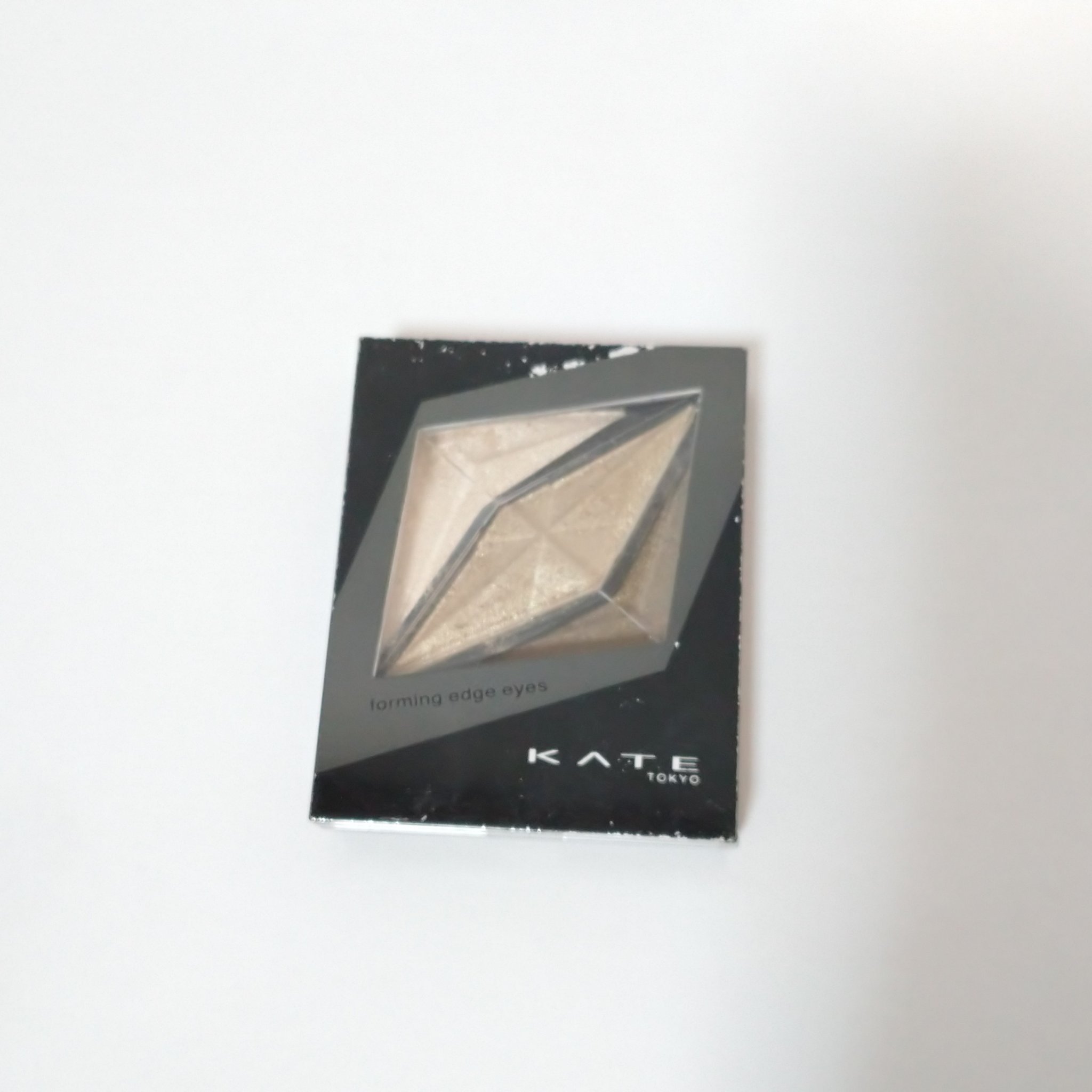 フォルミングエッジアイズ/KATE/アイシャドウパレットを使ったクチコミ（2枚目）
