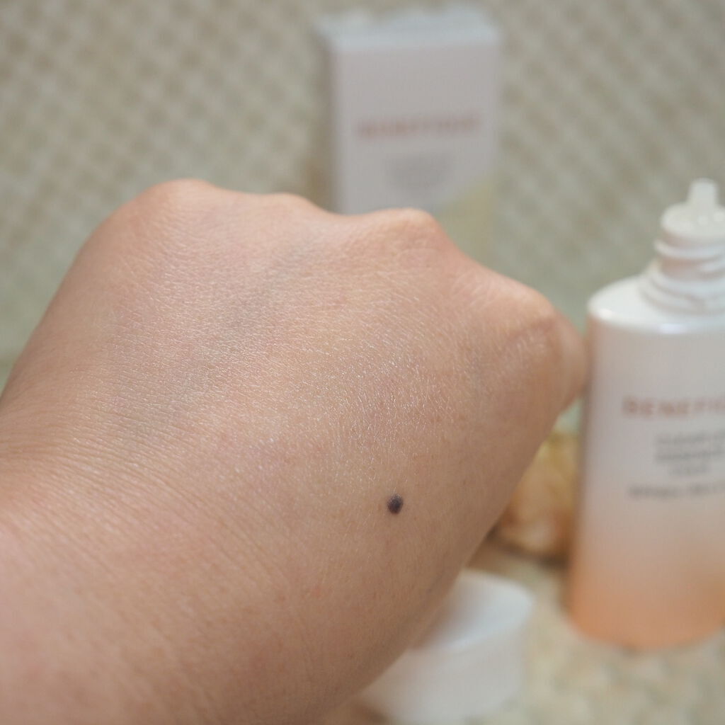 ベネフィーク クリア UV エッセンス（ＵＶ＆ＩＲ）/BENEFIQUE/日焼け止めローションを使ったクチコミ（1枚目）