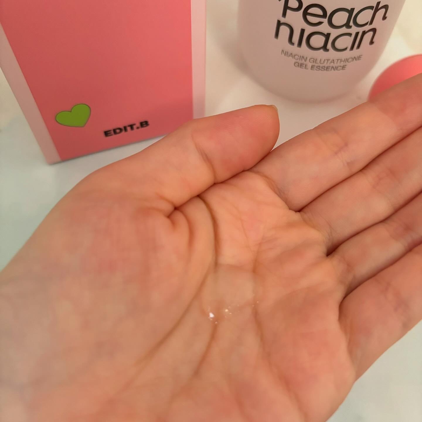 ピーチ ナイアシンアミド GLT ジェルエッセンス/EDIT.B/美容液を使ったクチコミ（2枚目）