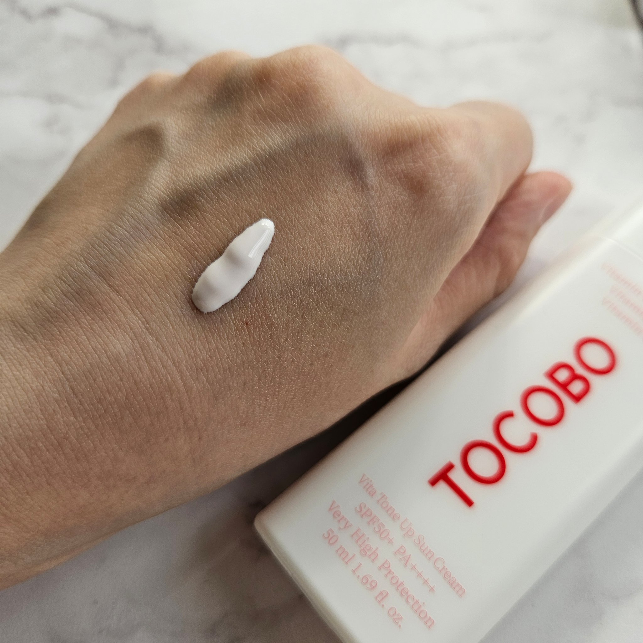 ビタトーンアップサンクリーム/TOCOBO/日焼け止めクリームを使ったクチコミ（2枚目）