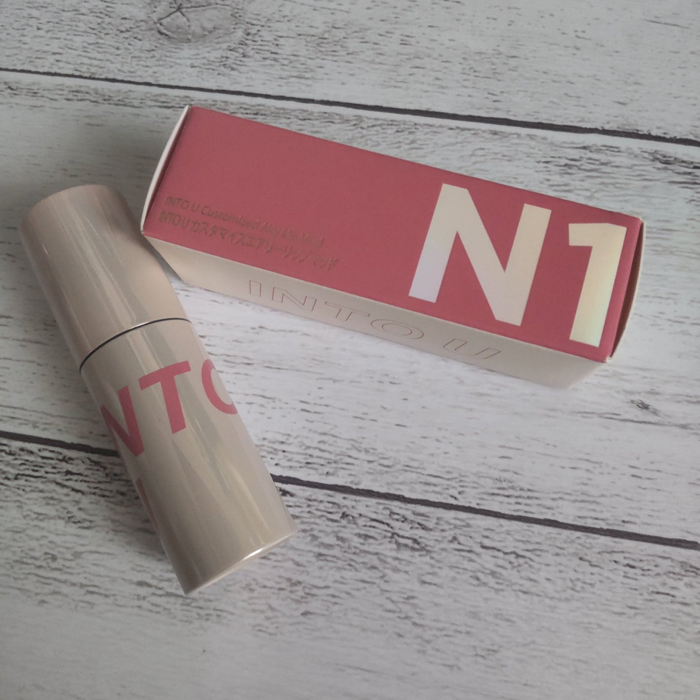 カスタマイズエアリーリップマッド/INTO U/口紅を使ったクチコミ(3枚目)