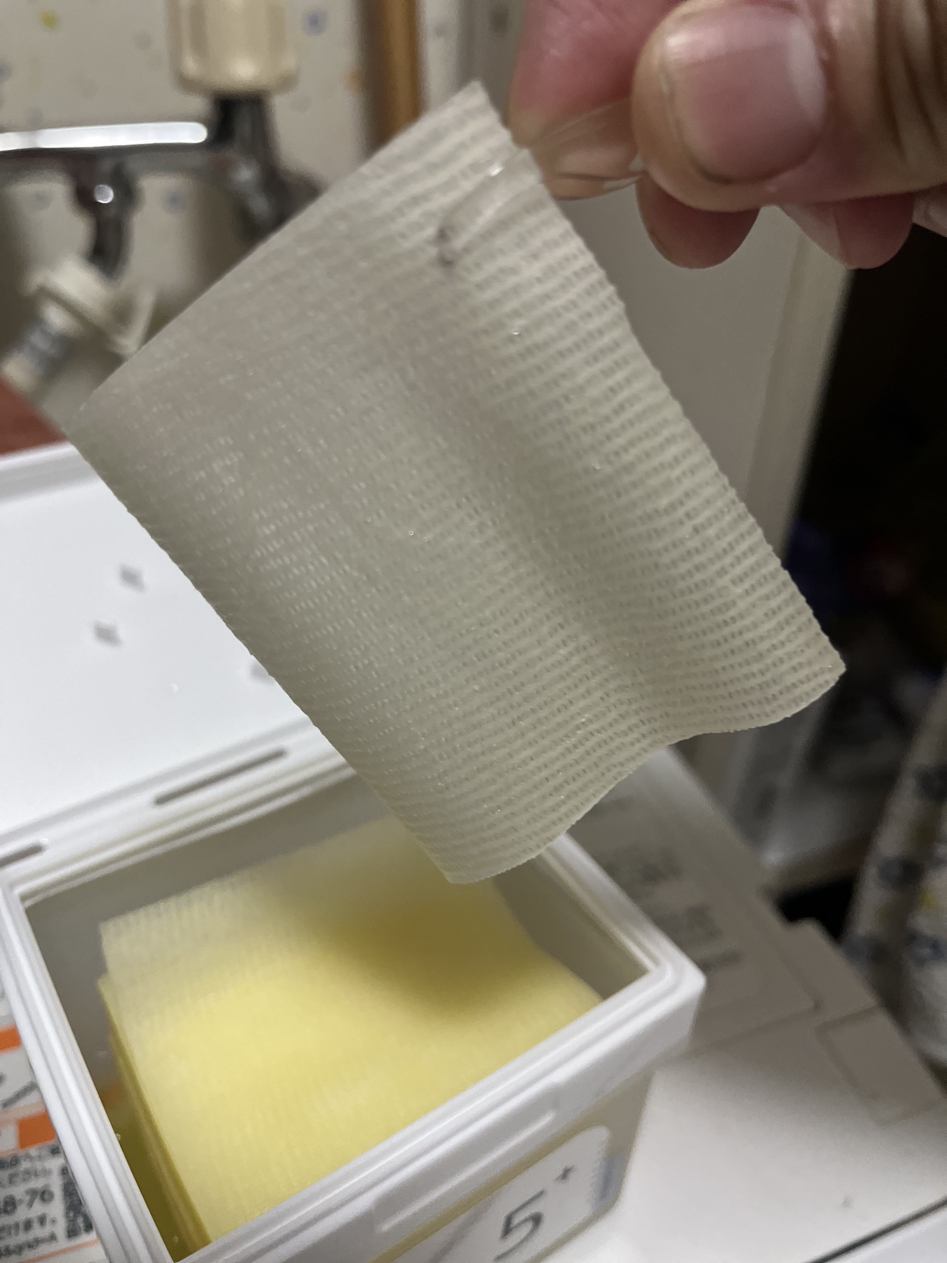 5番 白玉グルタチオンＣフィルムパッド/numbuzin/トナーパッドを使ったクチコミ（2枚目）