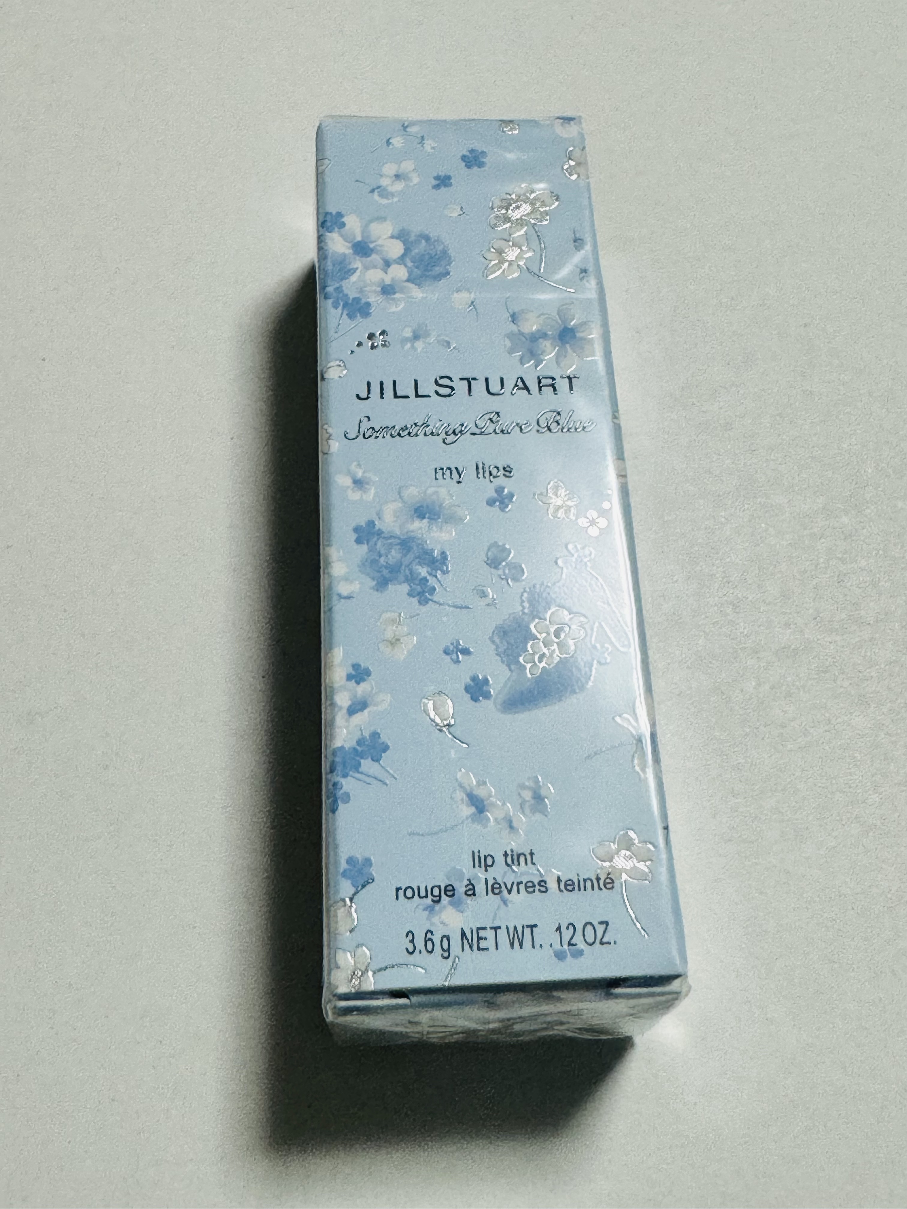 サムシングピュアブルー セント　マイリップス 00 something pure blue/JILL STUART/口紅を使ったクチコミ（3枚目）