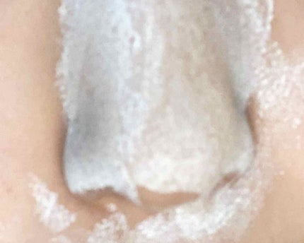 りん on LIPS 「☁ホワイトクレイパックペースト全体に塗るのも可能ですが、小鼻の..」(2枚目)