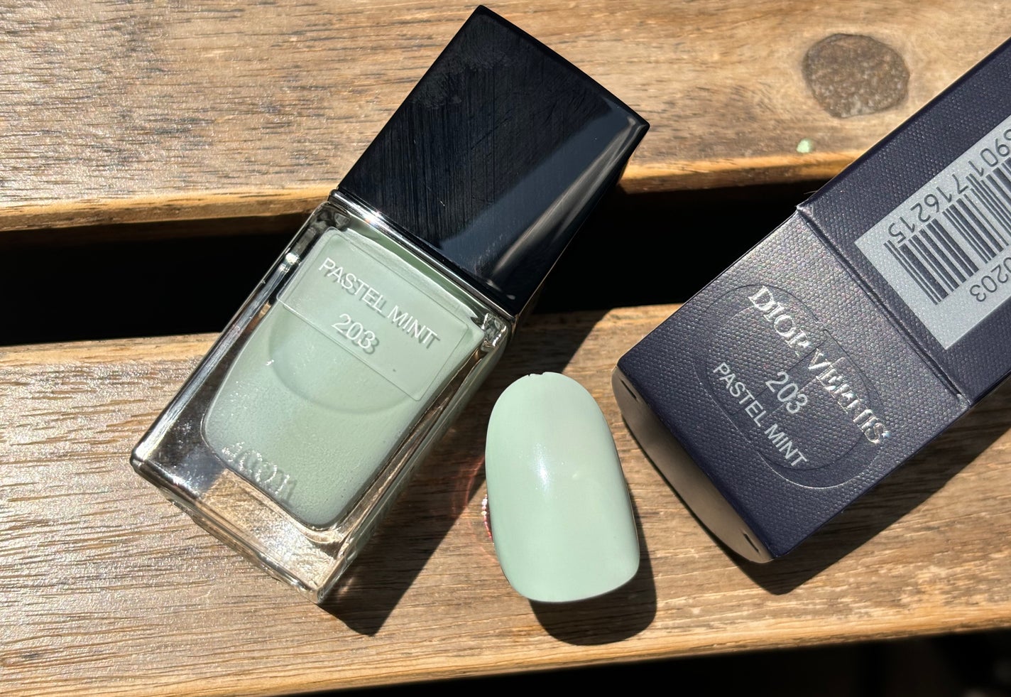 ディオール ヴェルニ/Dior/マニキュアを使ったクチコミ(1枚目)