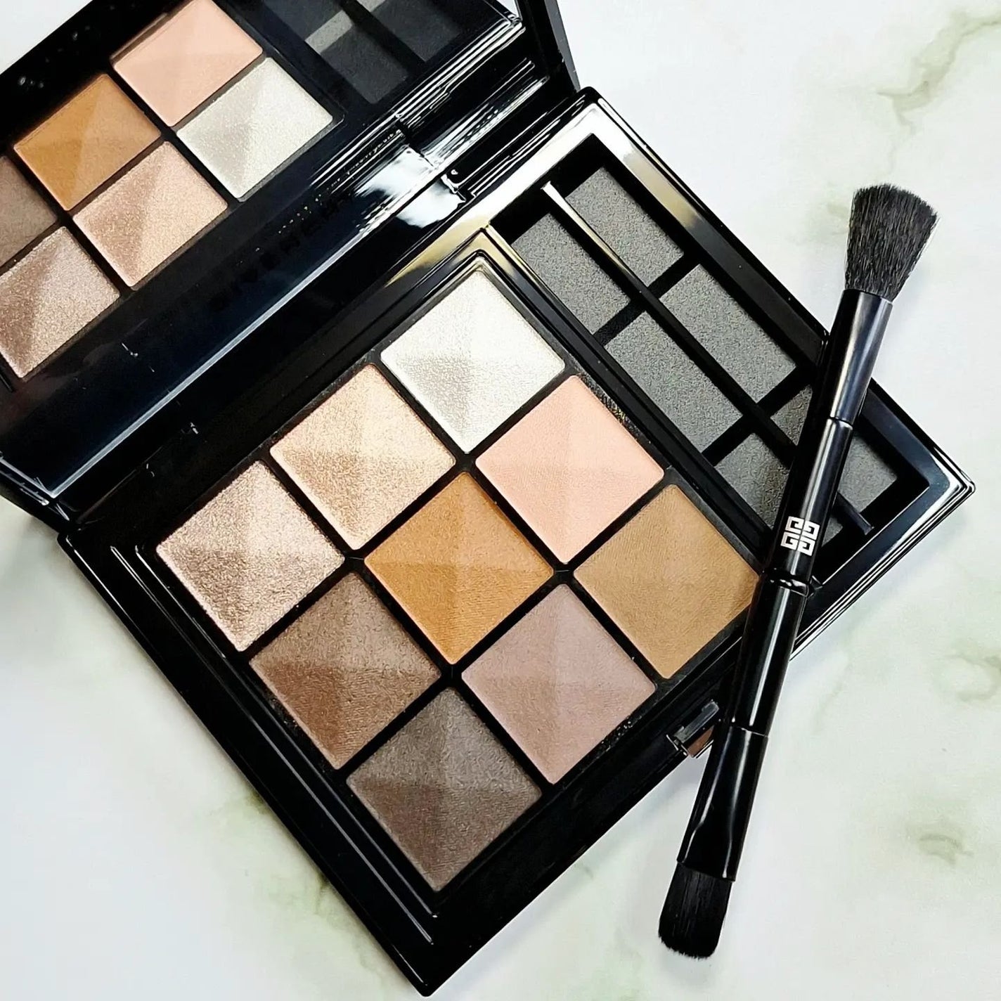 ル・ヌフ・ジバンシイ/GIVENCHY/アイシャドウパレットを使ったクチコミ(2枚目)