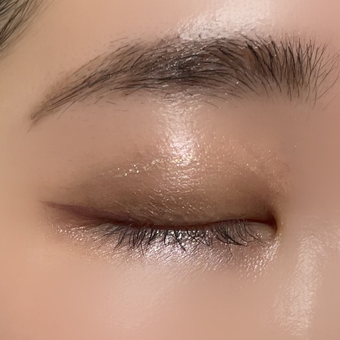 トーンアップアイシャドウ/CEZANNE/アイシャドウパレットを使ったクチコミ(2枚目)