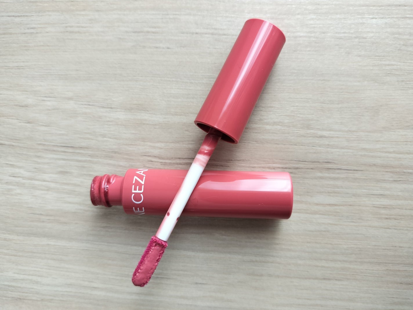 ウォータリーティントリップ/CEZANNE/リップティントを使ったクチコミ(2枚目)