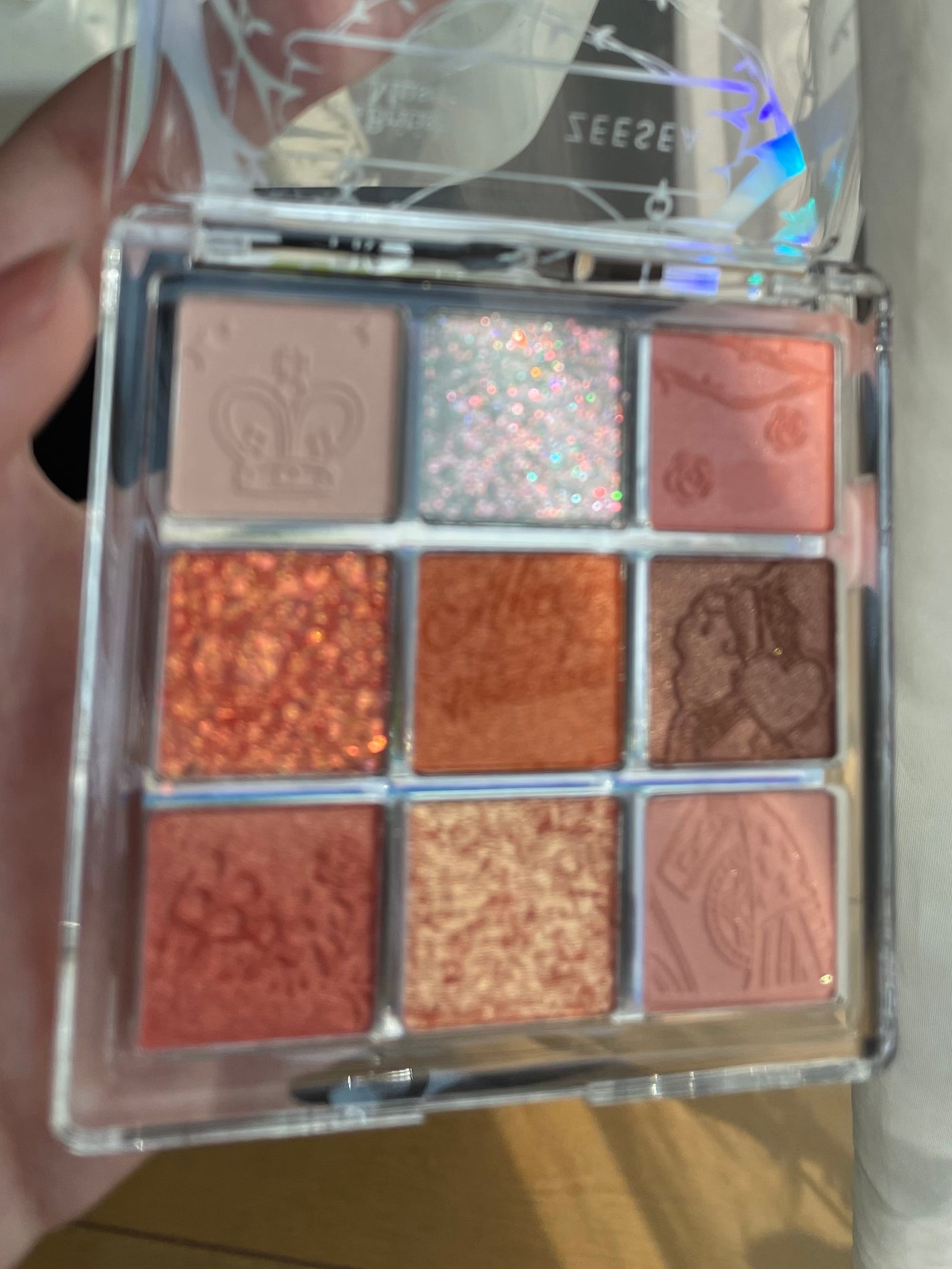 クォーツ 9色アイシャドウパレット(ドリームランドアイシャドウ)/ZEESEA/アイシャドウパレットを使ったクチコミ(1枚目)