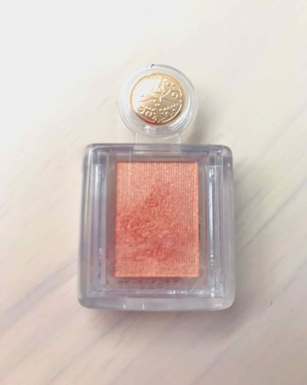 シャドーカスタマイズ/MAJOLICA MAJORCA/単色アイシャドウを使ったクチコミ（1枚目）