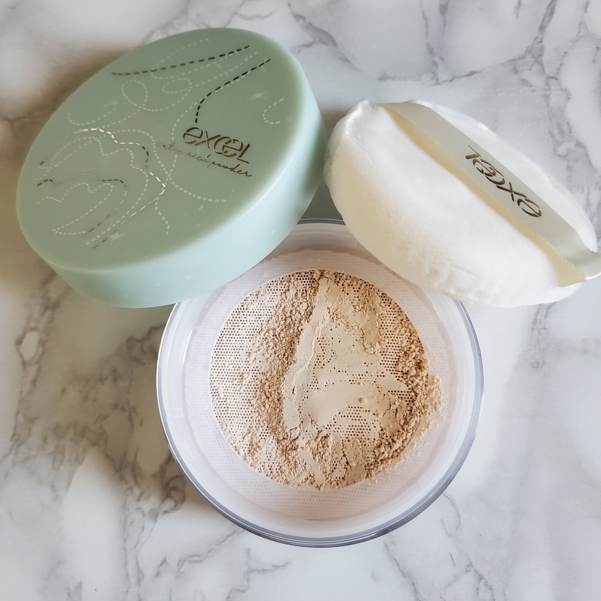 エクセル エクストラリッチパウダー'24 01 ピーチベージュ/excel/ルースパウダーを使ったクチコミ（2枚目）