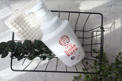 hadakara ボディソープ 泡で出てくるタイプ フローラルブーケの香り 本体550ml/hadakara/ボディソープを使ったクチコミ(2枚目)