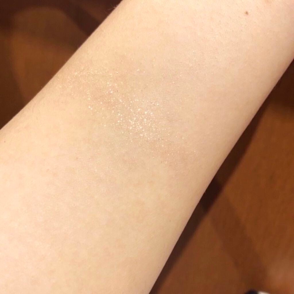 スターダストダイヤモンドハイライトパウダー/PERFECT DIARY/パウダーハイライトを使ったクチコミ(3枚目)