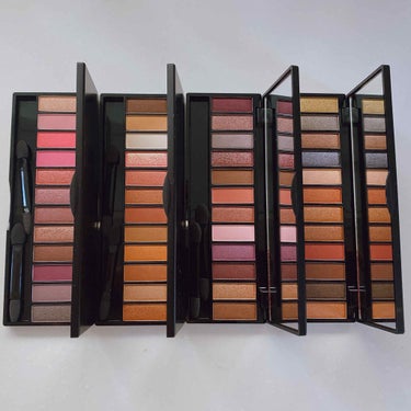 UR GLAM LUXE　12 COLORS EYESHADOW PALLET/U R GLAM/アイシャドウパレットを使ったクチコミ（2枚目）