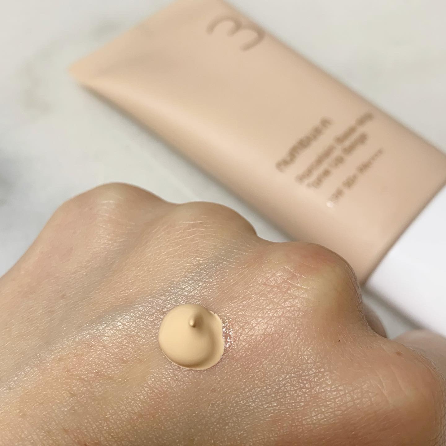 3番 ノーファンデ陶器肌トーンアップクリーム/numbuzin/化粧下地を使ったクチコミ（2枚目）