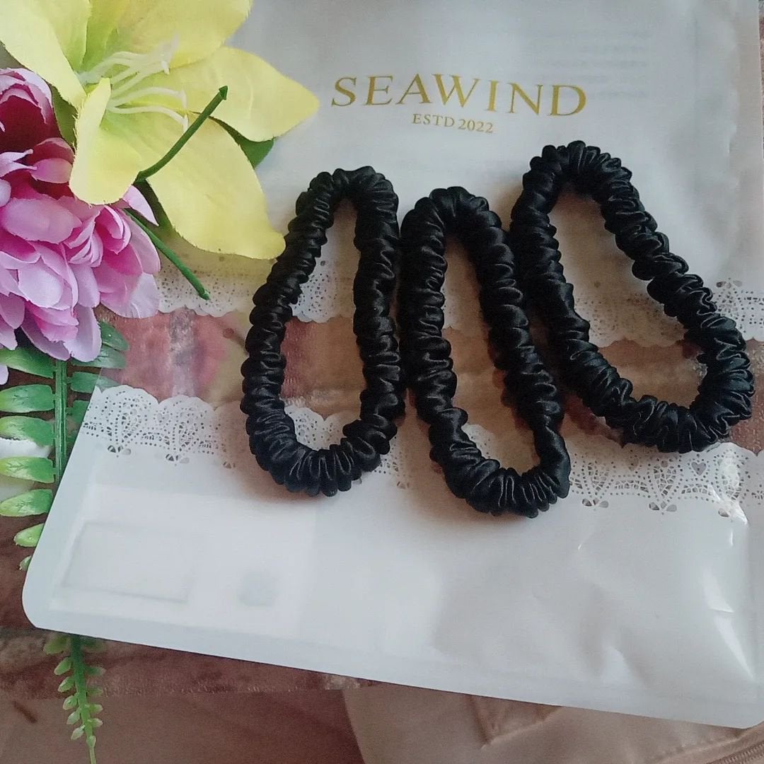 シルクヘアゴム/SEAWIND/ヘアアクセサリーを使ったクチコミ(5枚目)