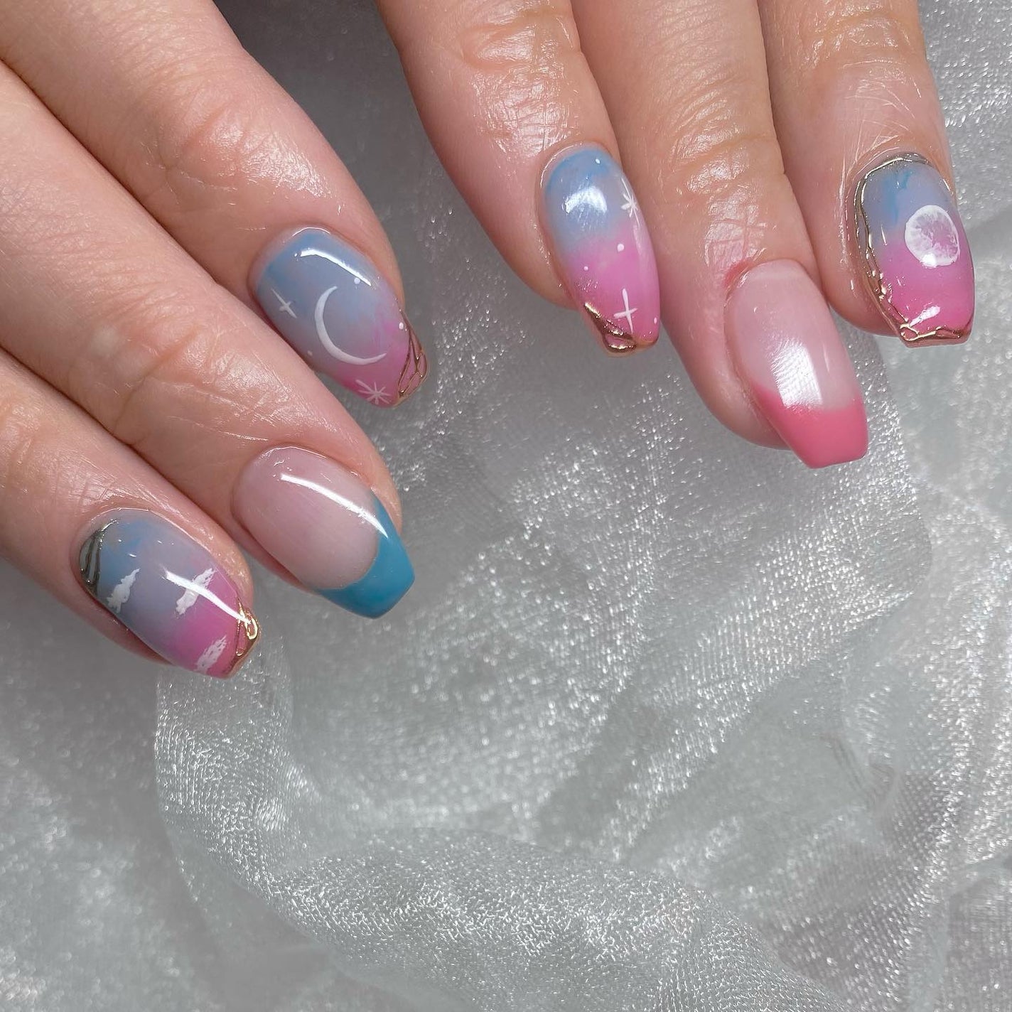 kanna on LIPS 「・・・TWICE新曲の"MoonlightSunrise"から..」(3枚目)