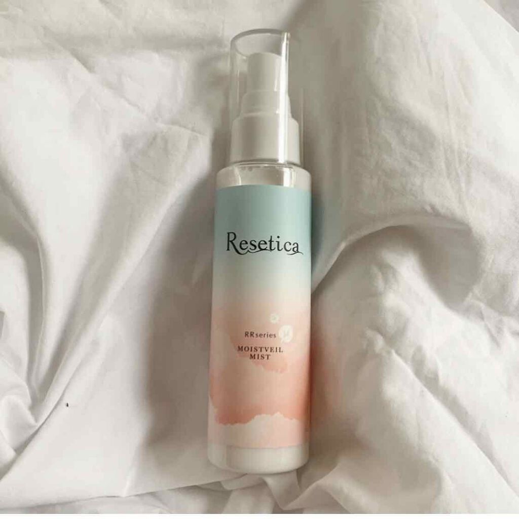 ⌇スキンケア.
・
・
ReseticaのRRミストローション🌸
（@resetica_official）
・
・
いつでもどこでも、乾燥が気になった時に
手軽に保湿ができるオイルリッチなミスト🥺
・
・
シルクのようなやわ