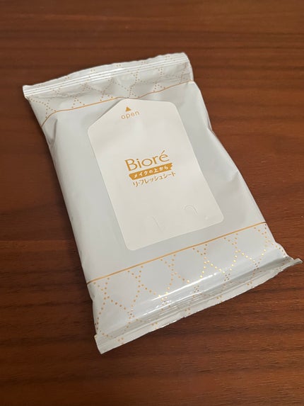 メイクの上からリフレッシュシート/ビオレ/フェイスシートを使ったクチコミ(2枚目)