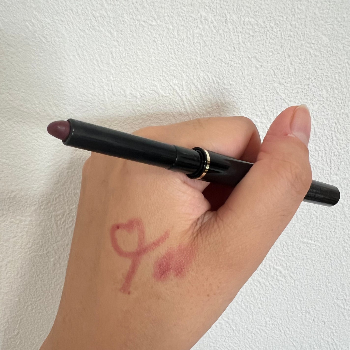 リップ ディファイニング ペンシル/SUQQU/リップライナーを使ったクチコミ(1枚目)