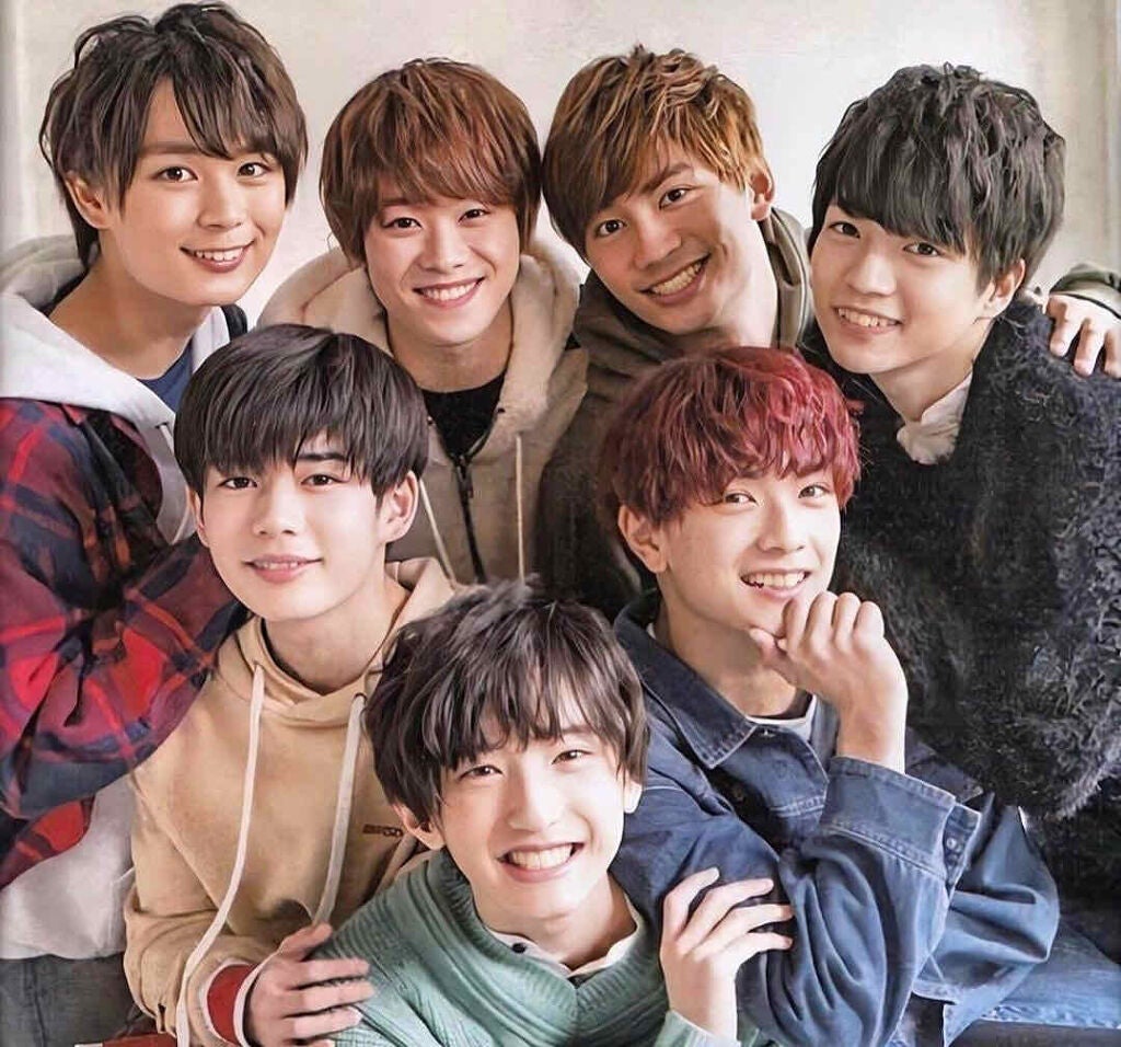 汐音 on LIPS 「私、ジャニーズ好きなんです。私は、Hey!Say!JUMP、K..」(3枚目)