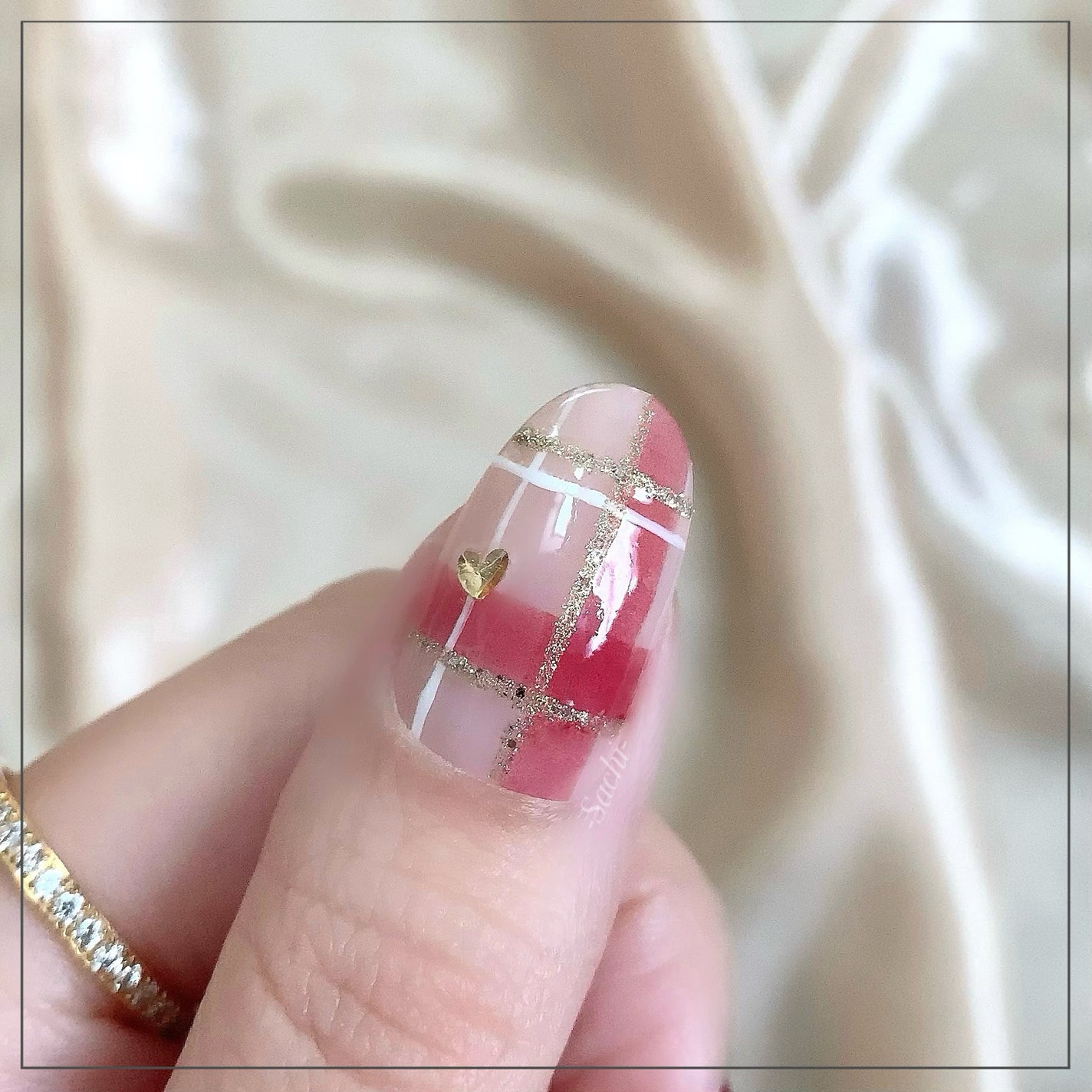 カラフルネイルズ/キャンメイク/マニキュアを使ったクチコミ(2枚目)